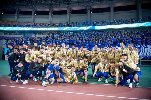 开云app体育下载-【2023中超巡礼之武汉三镇】重装上阵 将迎真正考验