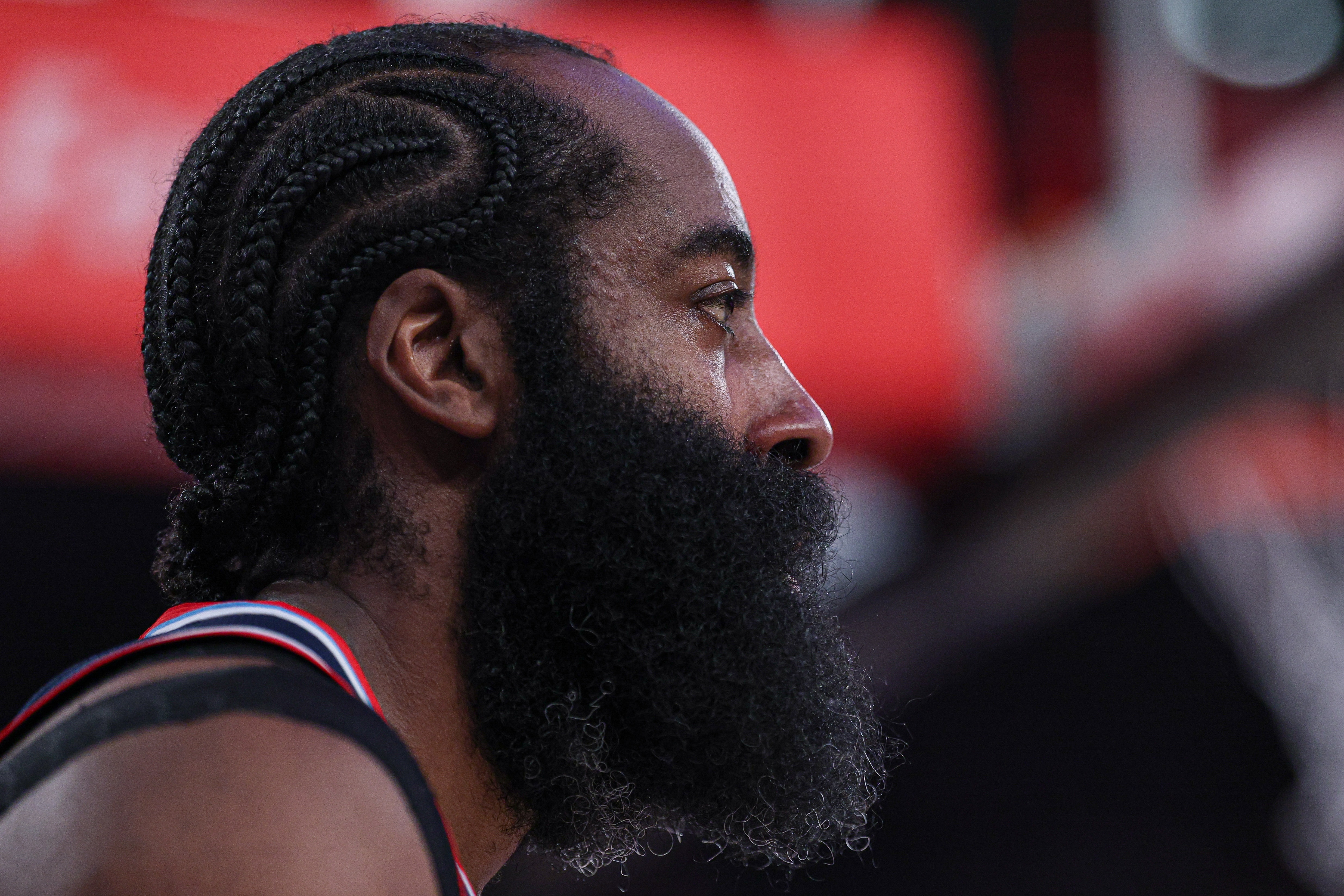 开云app体育下载-美记：哈登光薪资就4亿 有代言&amp;生意还嫌赚得少？他想要多少钱？